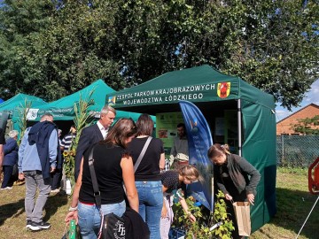 Relacja z Dożynek Powiatu Skierniewickiego w Starej Rawie, 